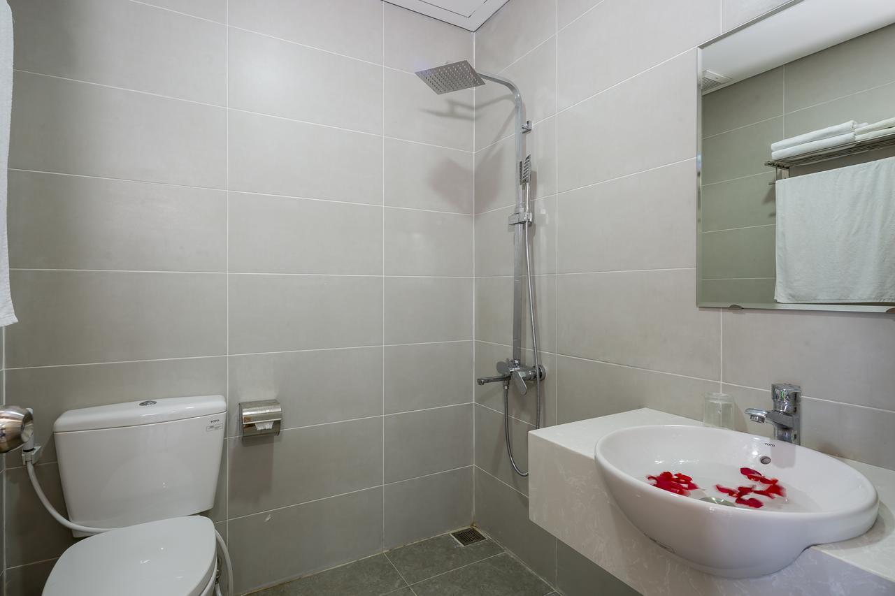 Anh Villa Hotel Дананг Екстериор снимка